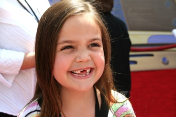 儿童畸形牙早知道早治疗_广州德伦口腔