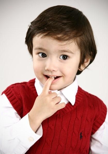 儿童牙齿矫正要多少费用--广州德伦口腔