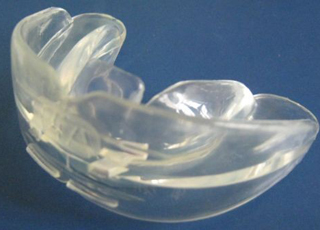 牙齿正畸保持器有哪些作用?--广州德伦口腔