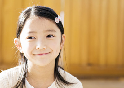 牙齿畸形导致口齿不清,英式四维矫正让孩子克