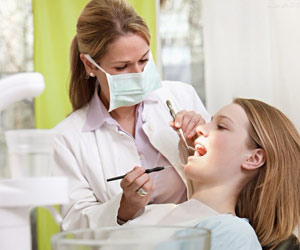 牙齿松动都是牙周病吗?--广州德伦口腔