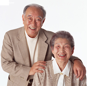 老年人冬季应该如何保健牙齿呢?--广州德伦口