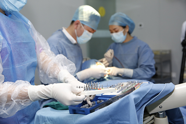 牙齿缺失可以不理吗?